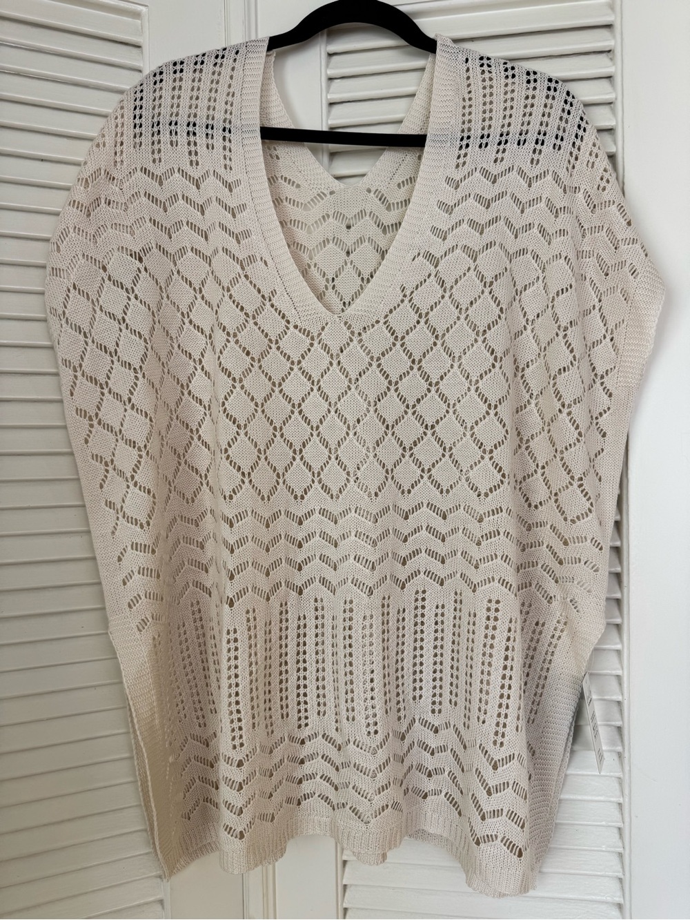 Cupshe Cream Open-Knit V-Neck Swim Coverup NWT size medium